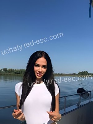 Аня — Суздаль